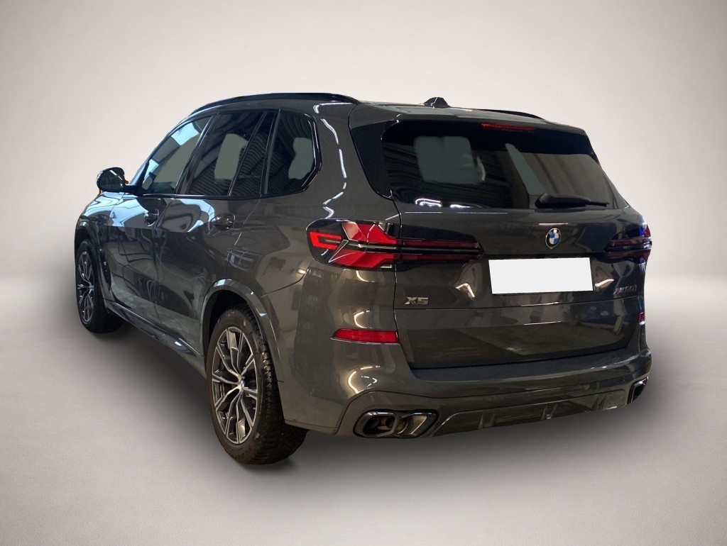 BMW X5 M60 (04/2025, Benzin)