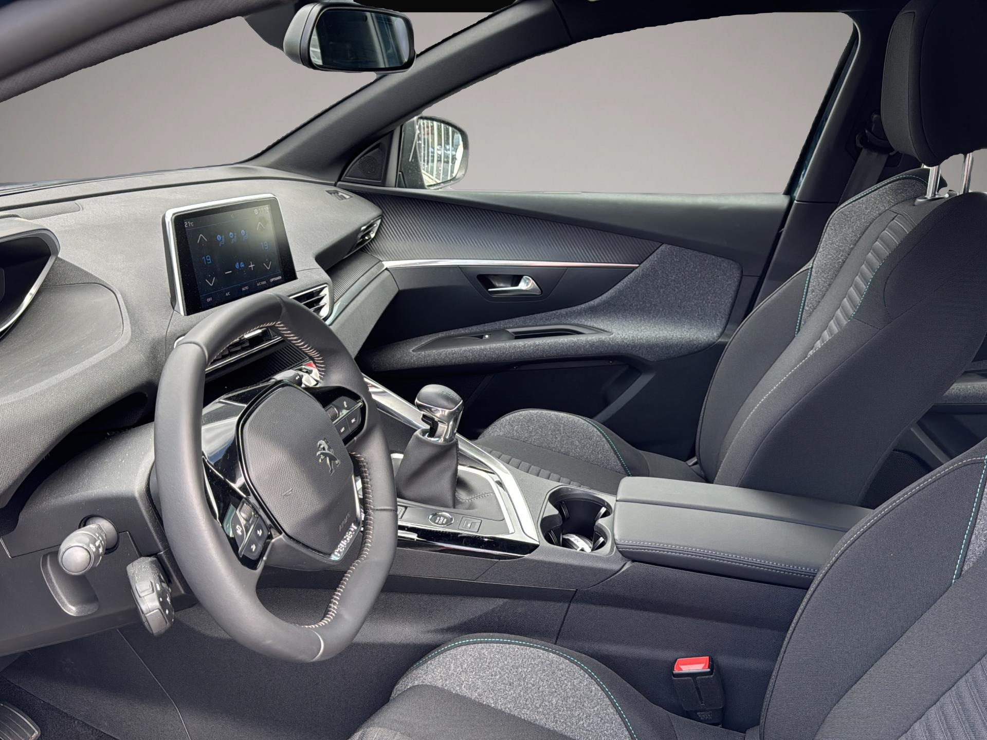 Peugeot 3008 (08/2023, Benzin)