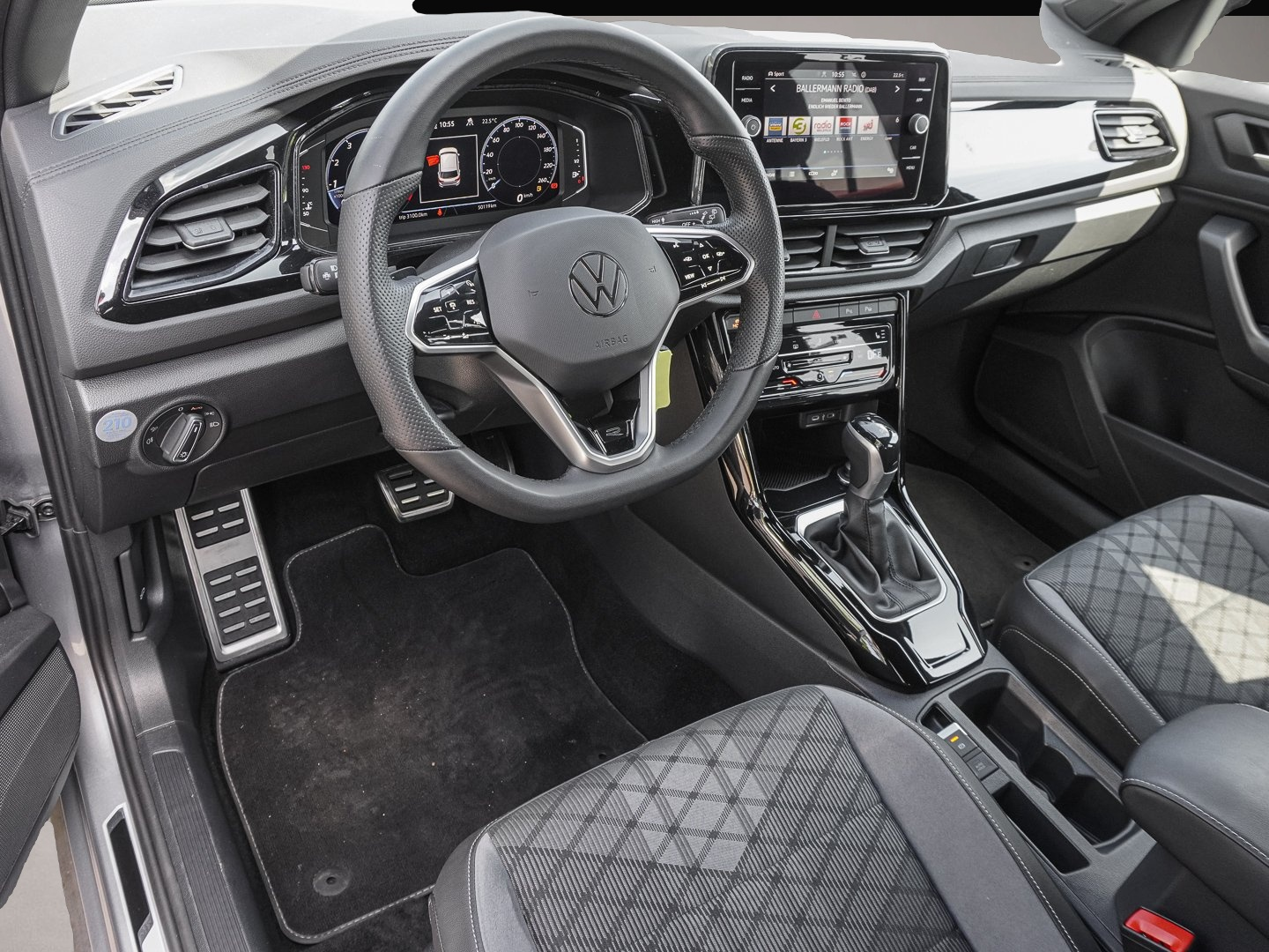 Volkswagen T-Roc (03/2023, )