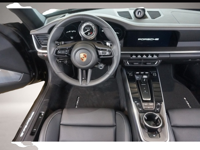 Porsche 911 (01/2024, Benzin)