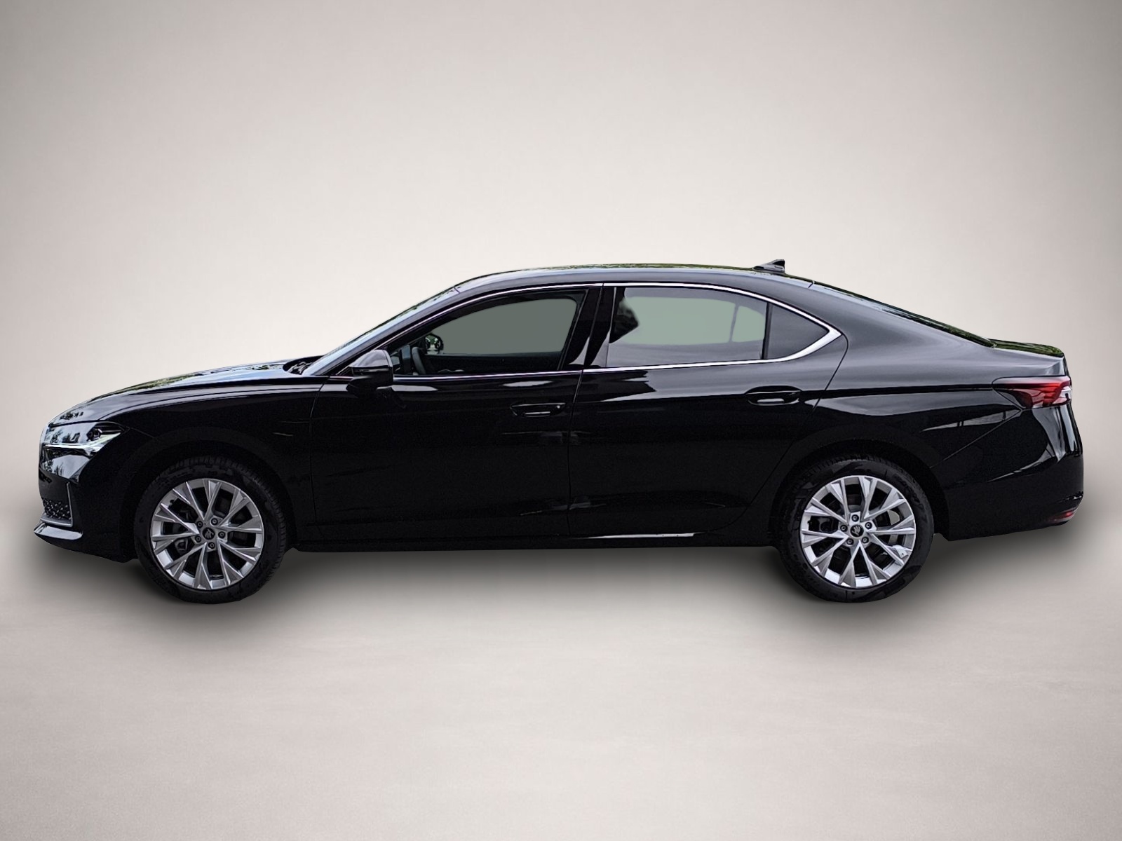 Skoda Superb, Bild 4 von 8