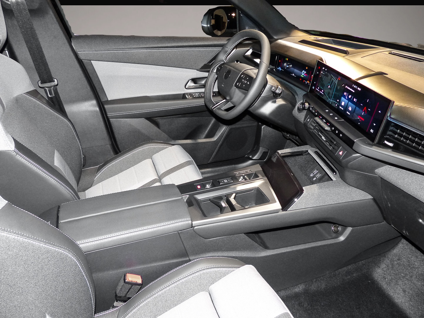 Opel Grandland (X) (12/2025, Hybrid (Benzin/Elektro))