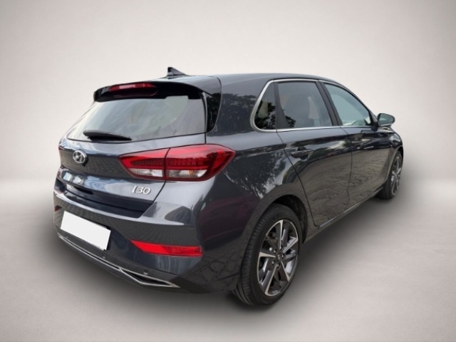 Hyundai i30 (05/2022, Benzin)