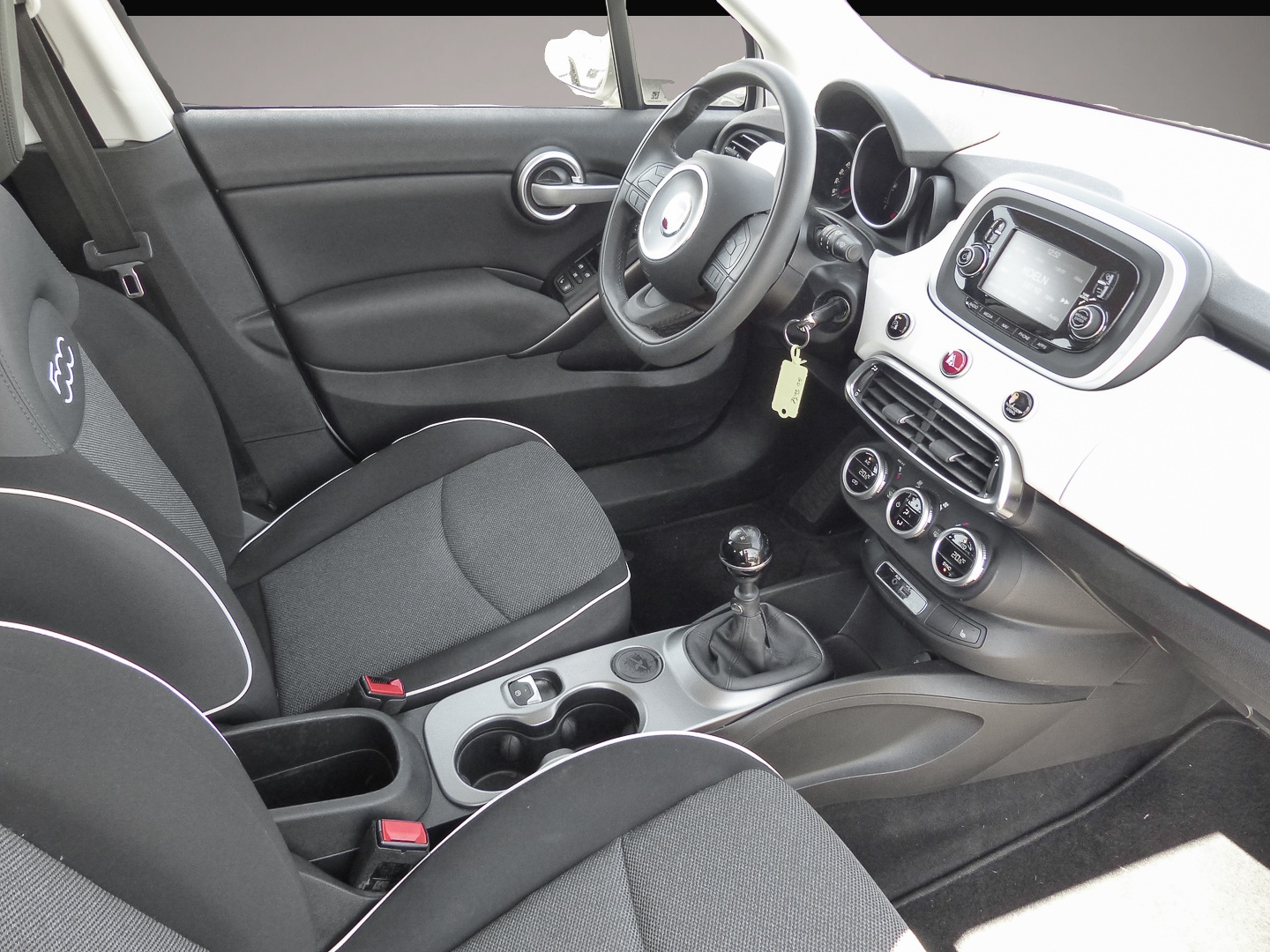 Fiat 500X (08/2017, Benzin)