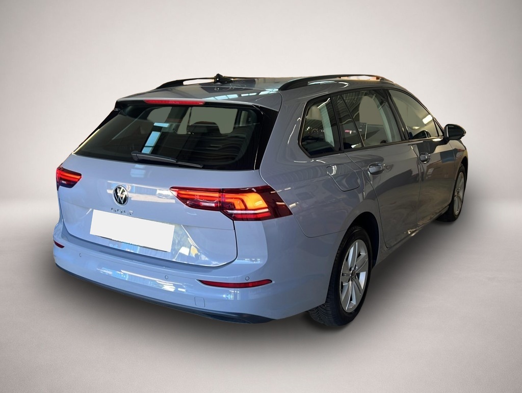 Volkswagen Golf (02/2025, Benzin)