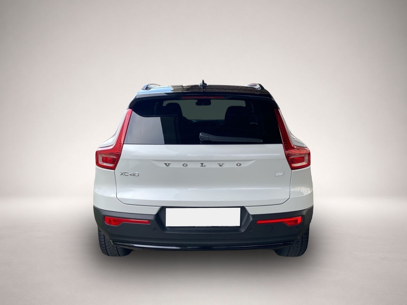 Volvo XC40 (12/2022, ELECTRIC)