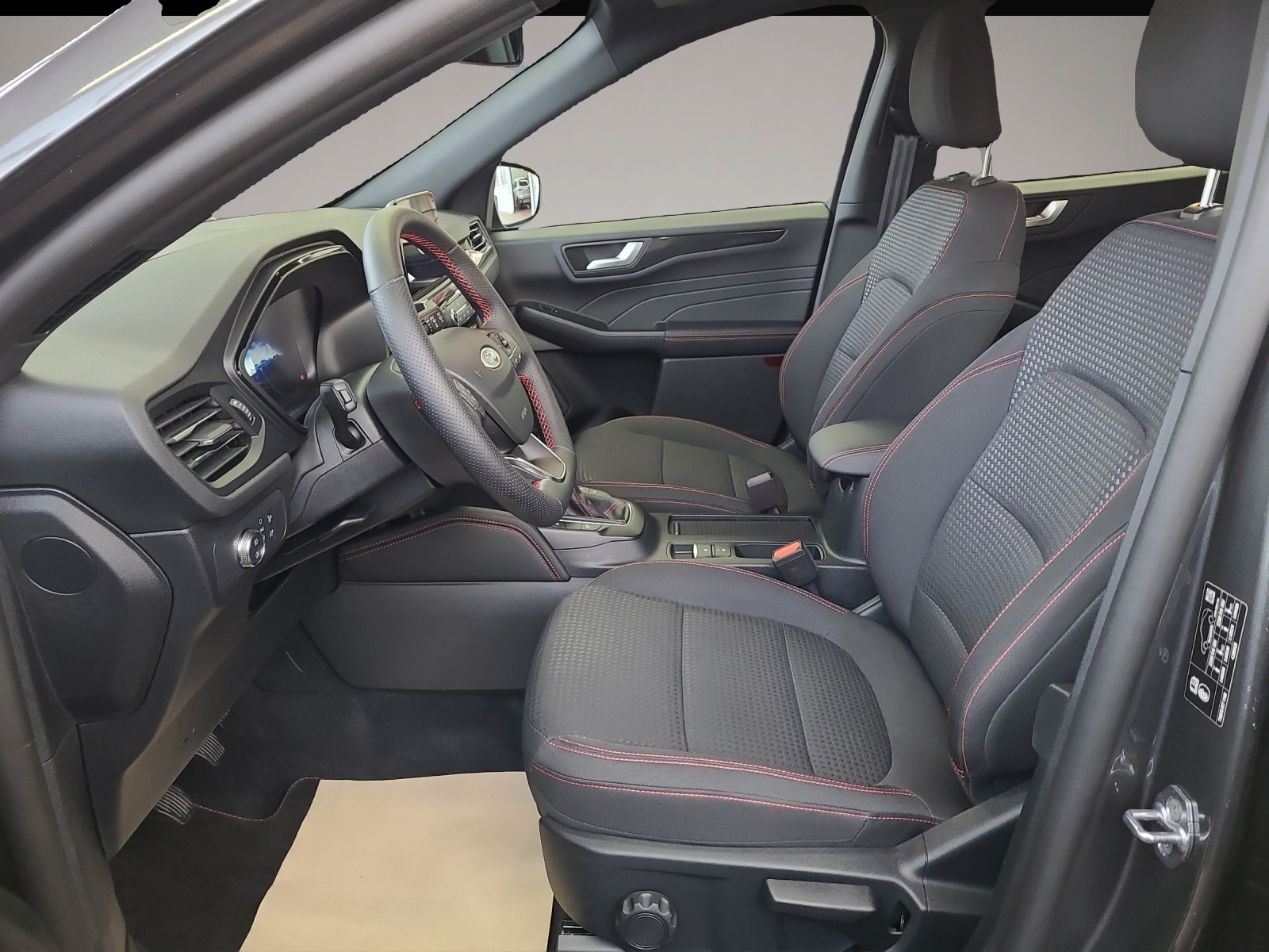 Ford Kuga (08/2023, Benzin)