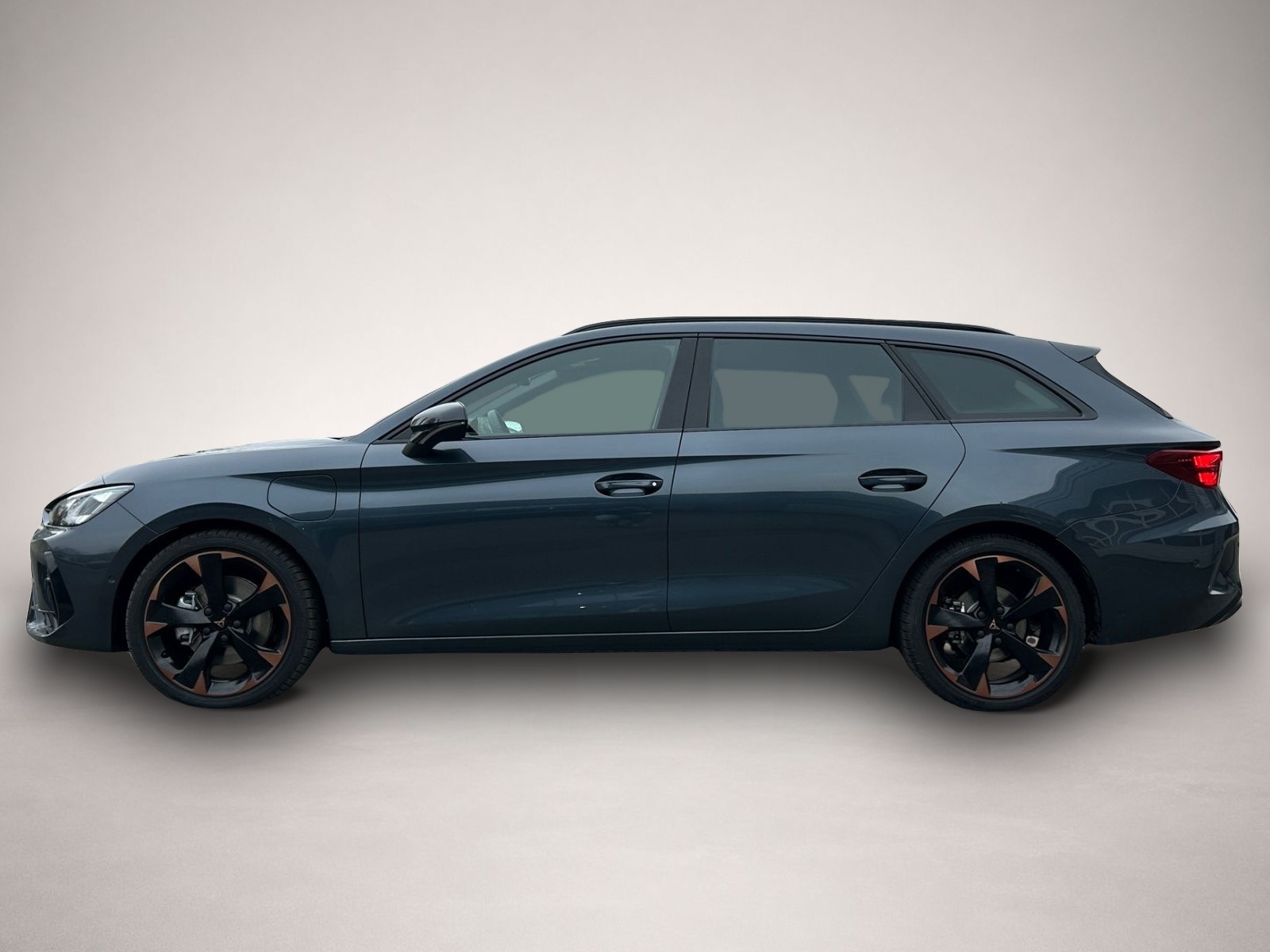 Cupra Leon (03/2026, Hybrid (Benzin/Elektro))