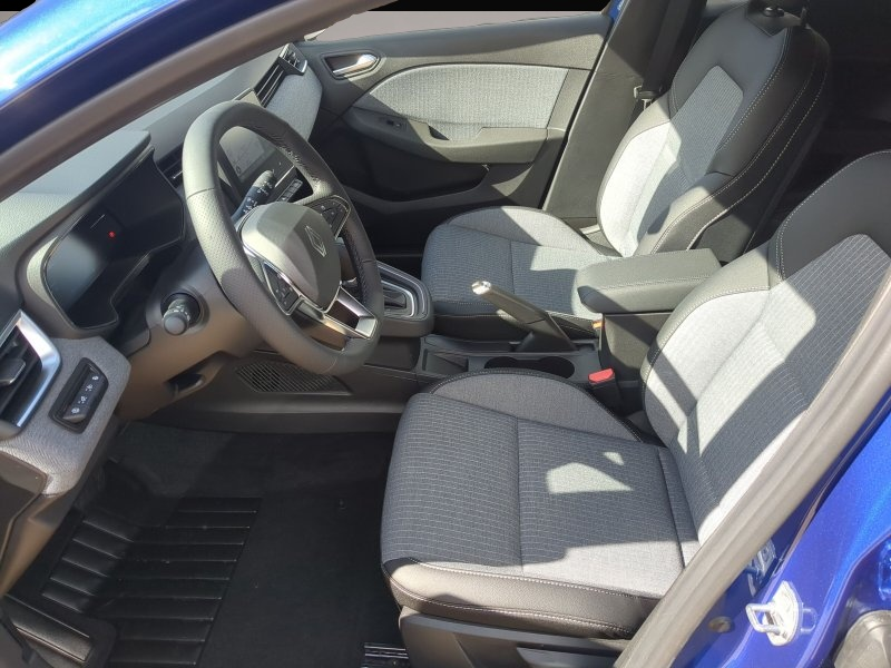 Renault Clio (11/2025, Benzin)