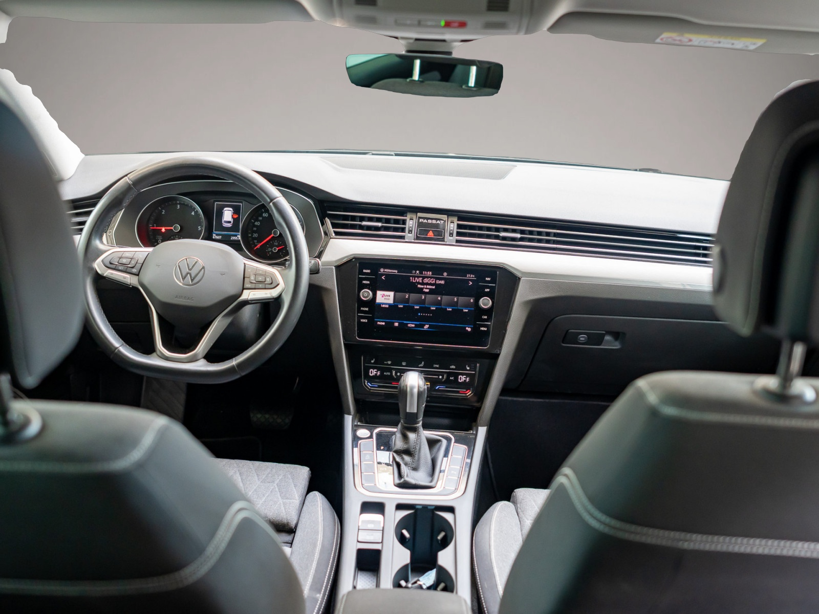 Volkswagen Passat (10/2022, Diesel)