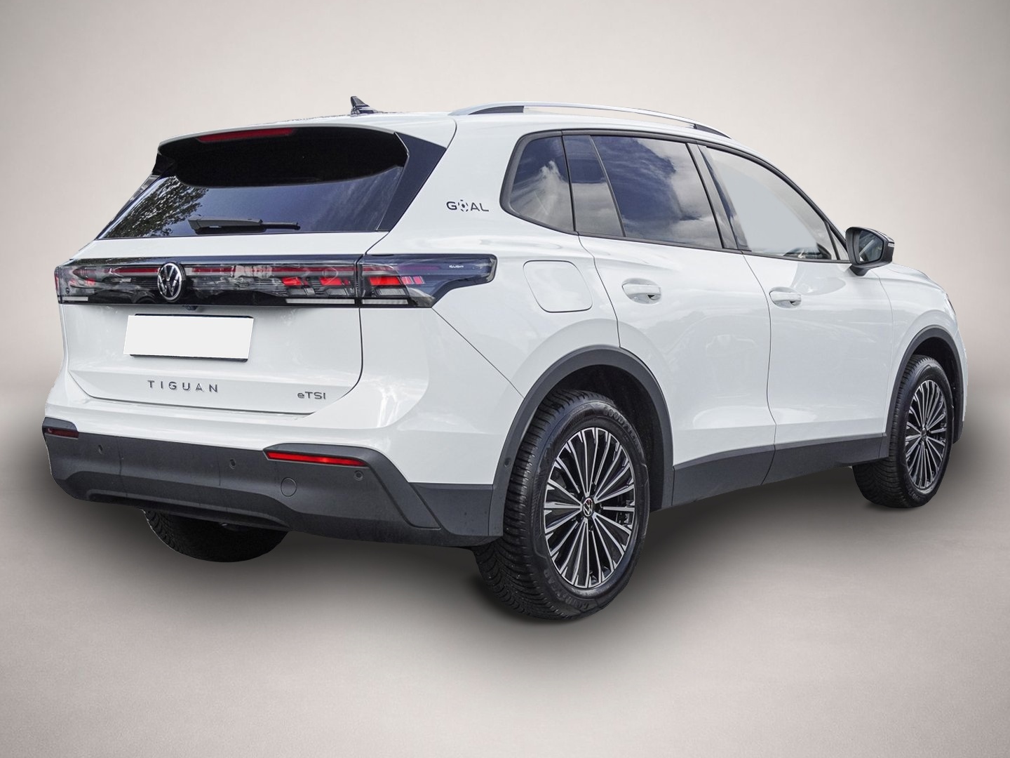 Volkswagen Tiguan (10/2025, Benzin)