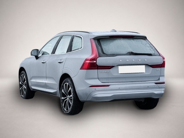 Volvo XC60 (12/2023, Benzin)