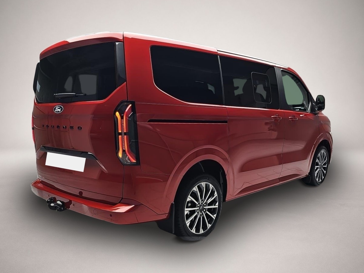 Ford Tourneo Custom, image 2 of 3