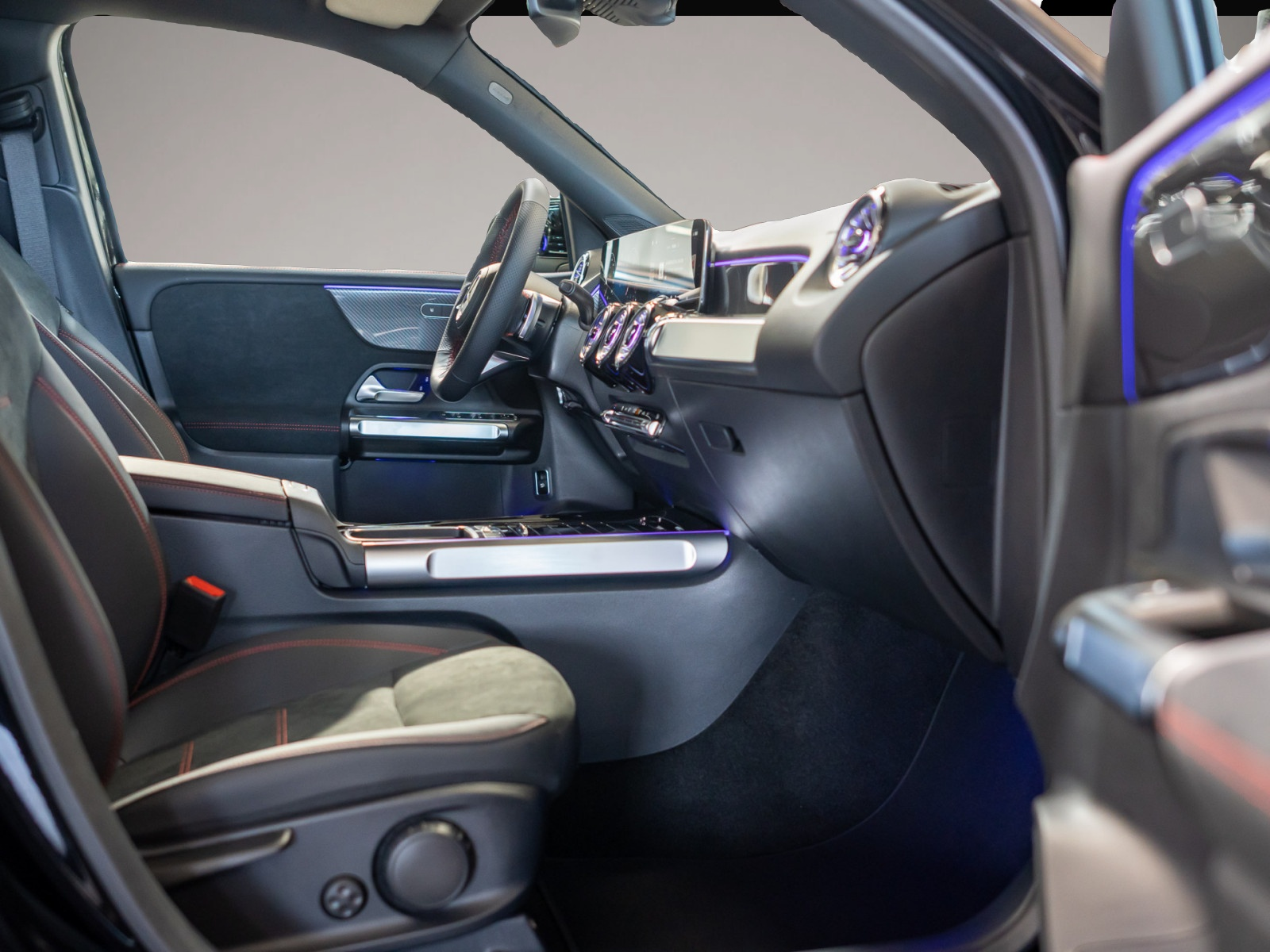 Mercedes-Benz GLB 220 (04/2026, Diesel)