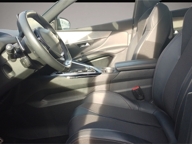 Peugeot 5008 (12/2023, Benzin)