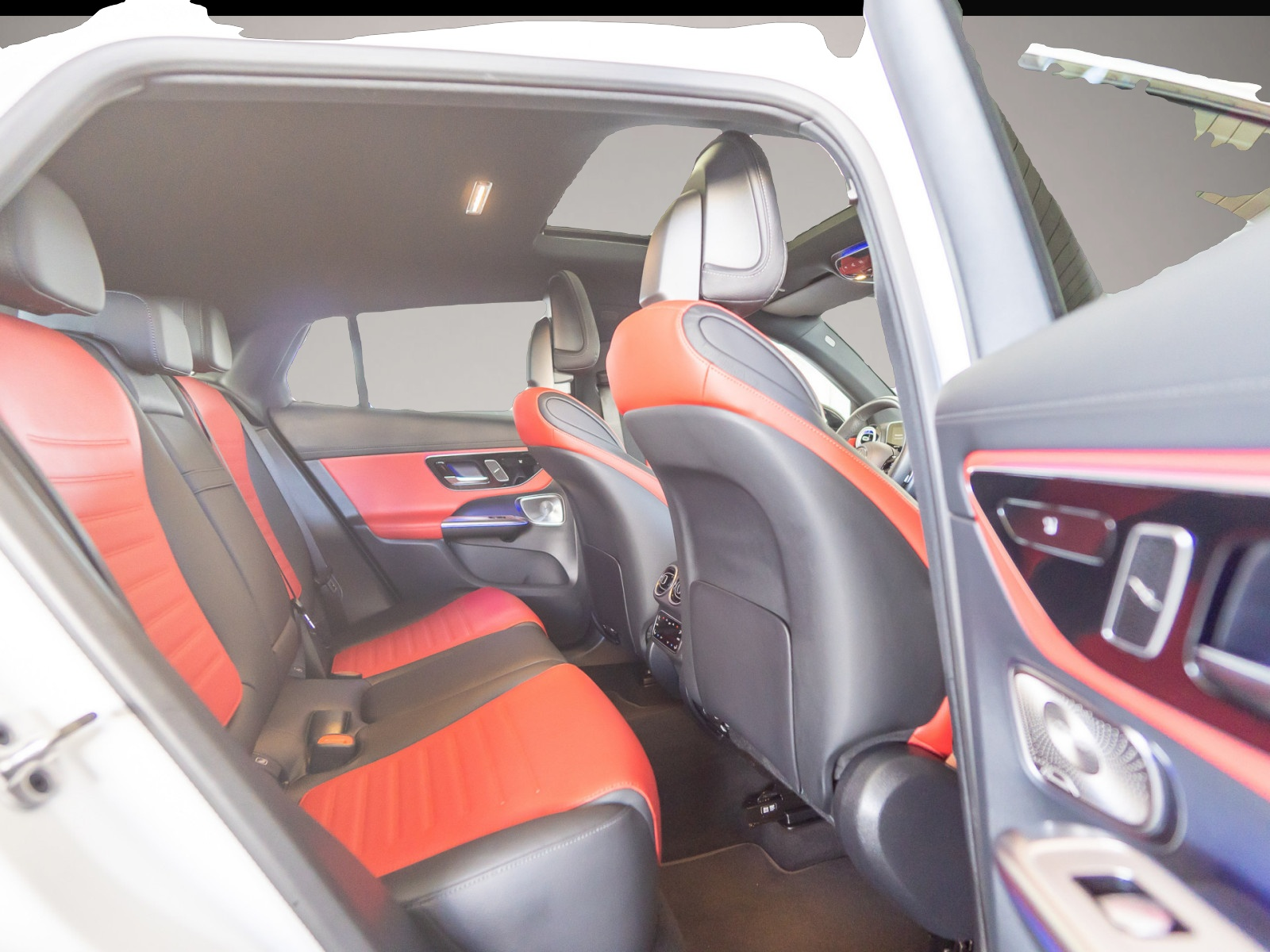 Mercedes-Benz GLC 400 (08/2025, Hybrid (Benzin/Elektro))