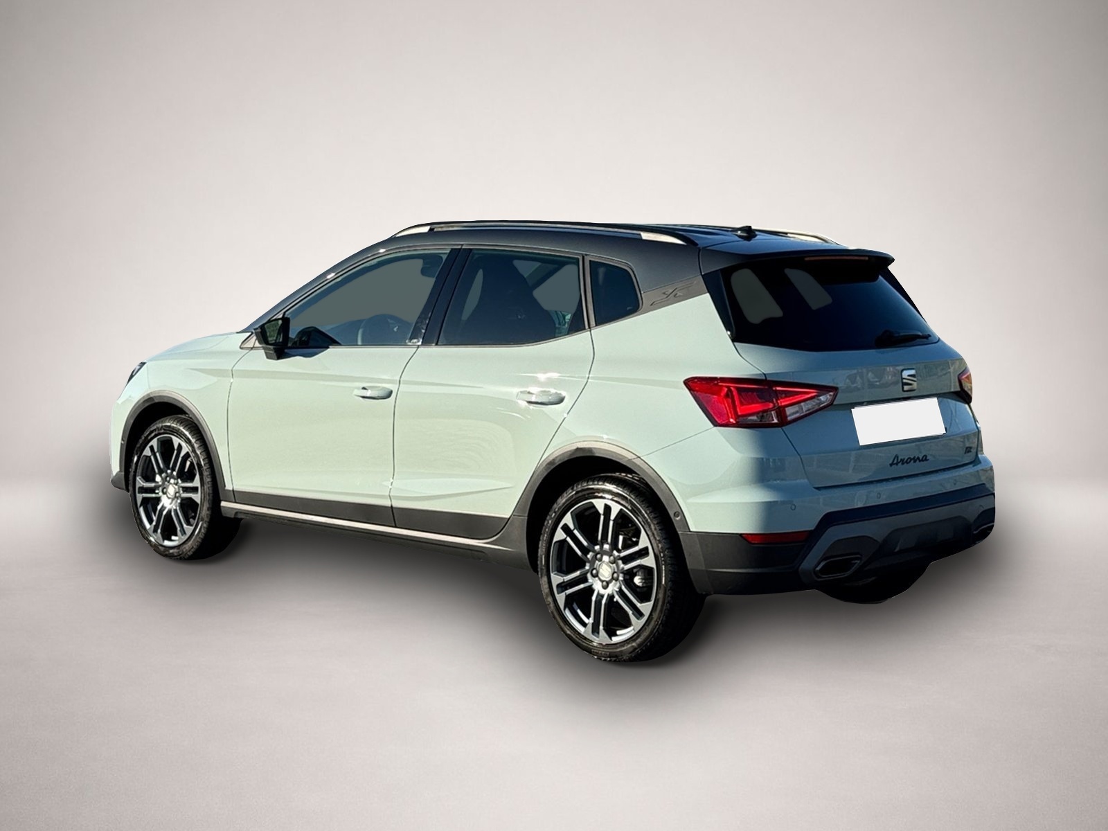 Seat Arona (06/2026, Benzin)