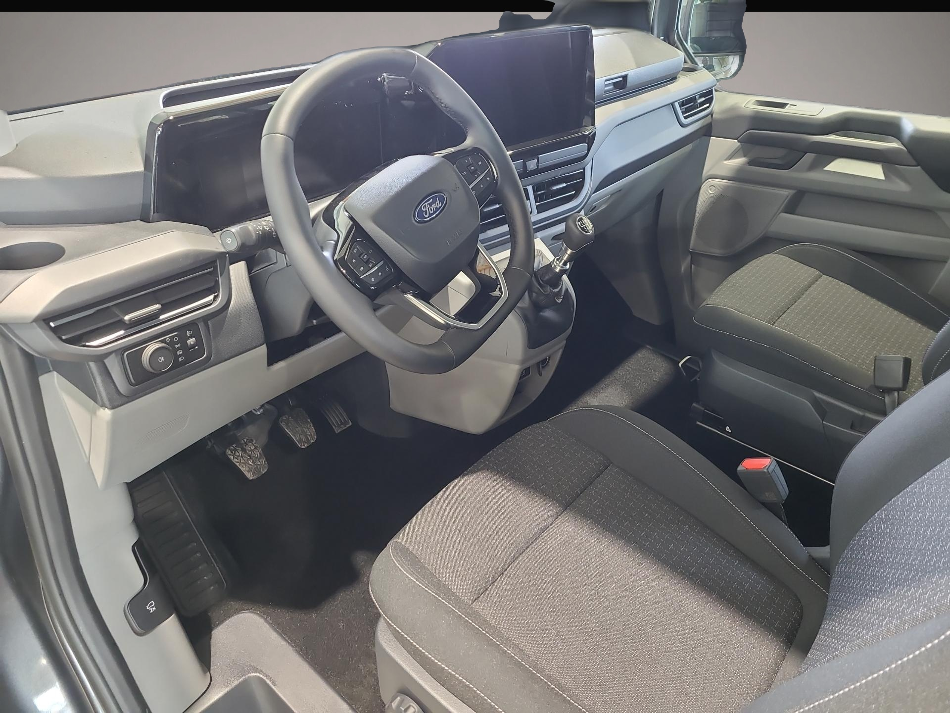 Ford Tourneo Custom (03/2025, Diesel)
