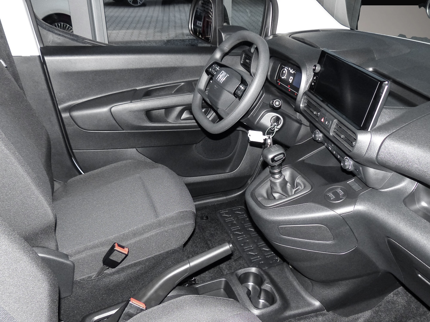 Fiat Doblo, image 3 of 6