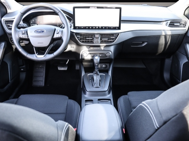 Ford Focus (03/2026, Benzin)