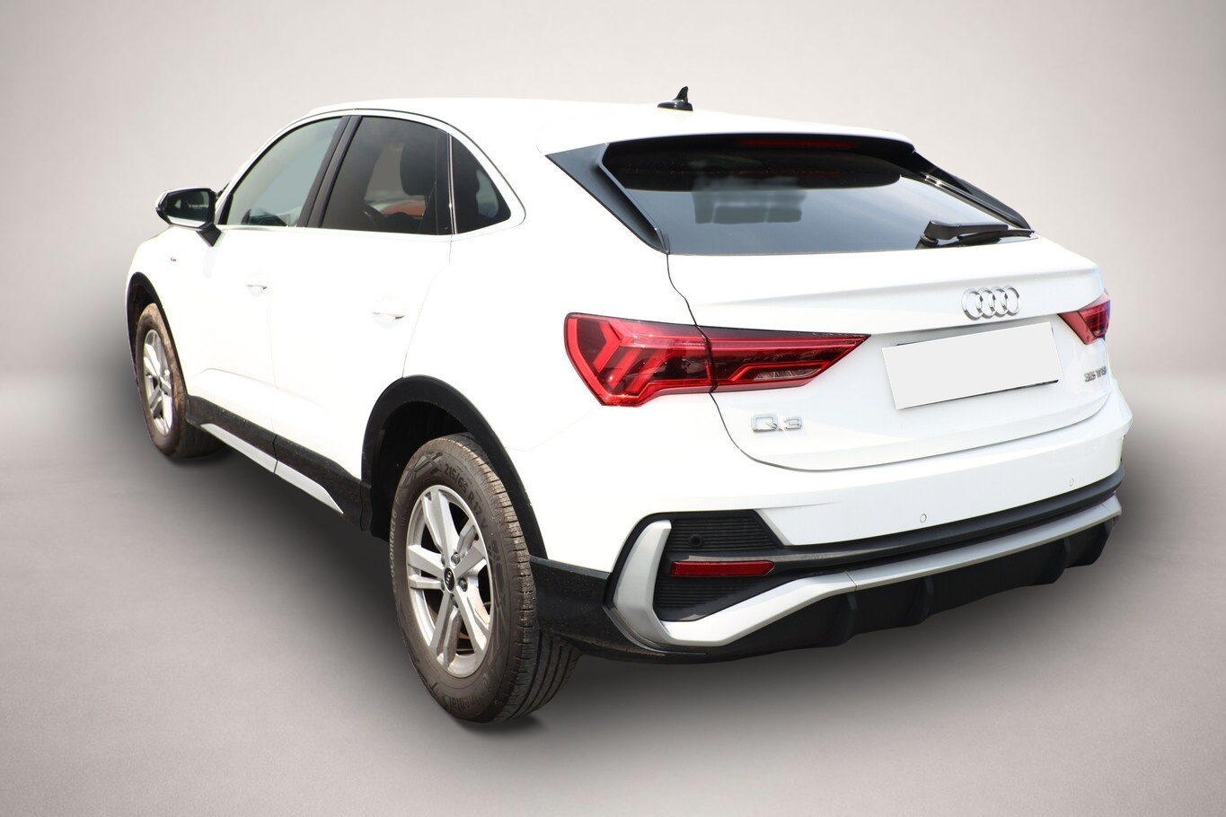Audi Q3 (03/2023, Benzin)