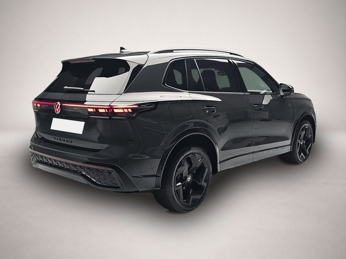 Volkswagen Tiguan, image 3 of 5