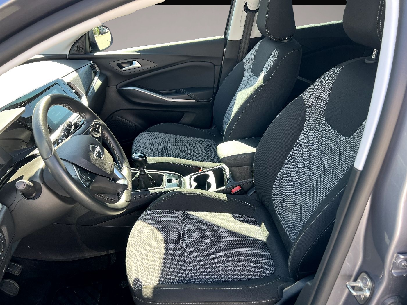 Opel Grandland (X) (04/2022, Benzin)