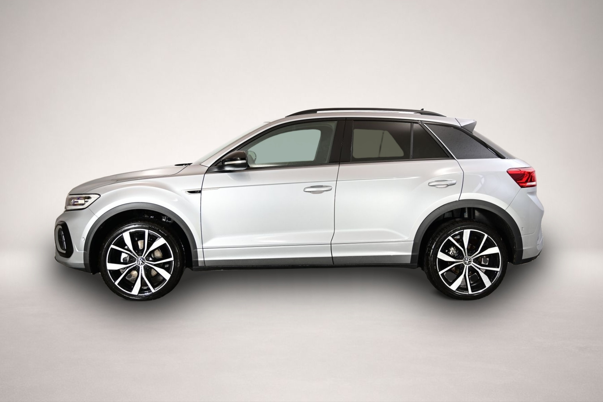 Volkswagen T-Roc (06/2026, Benzin)