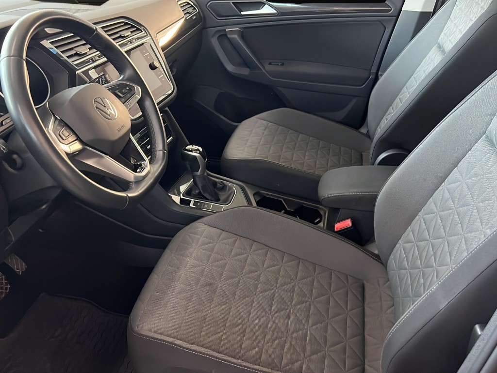 Volkswagen Tiguan (01/2023, Diesel)