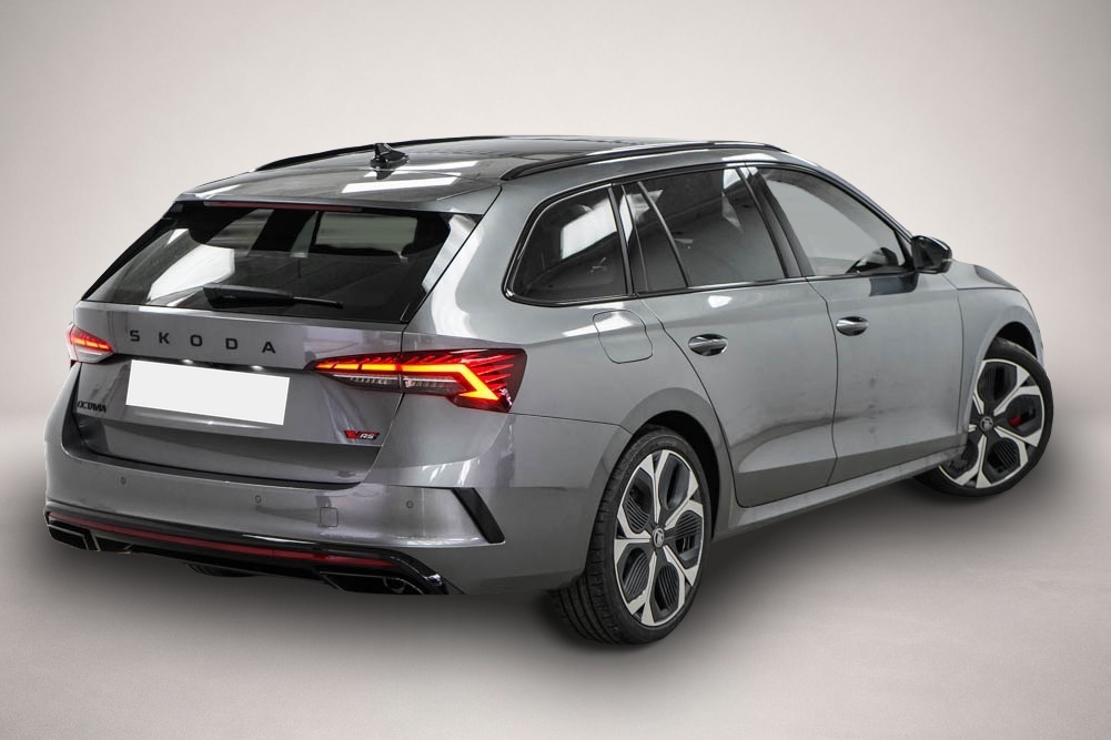 Skoda Octavia (10/2025, Benzin)