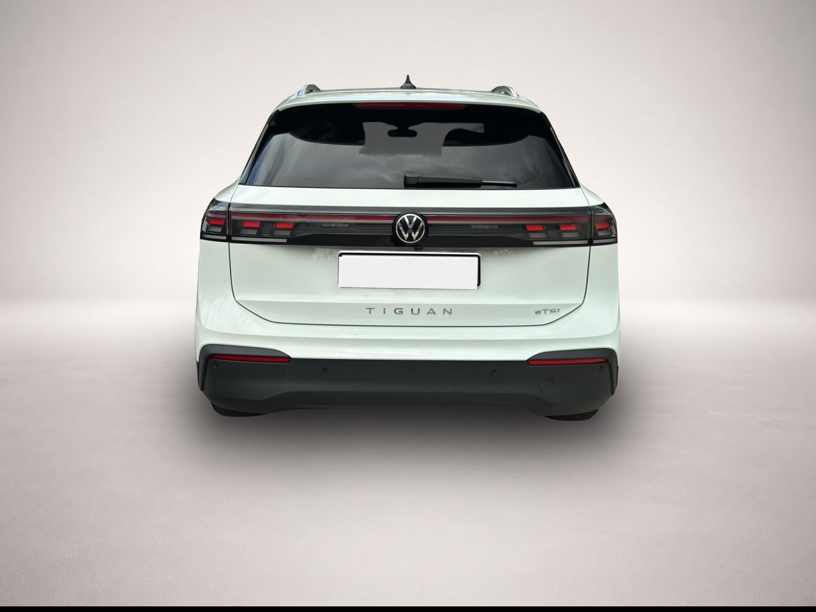 Volkswagen Tiguan (10/2025, Benzin)