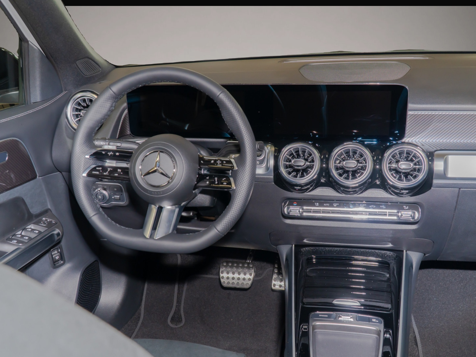 Mercedes-Benz GLB 200 (02/2026, Diesel)