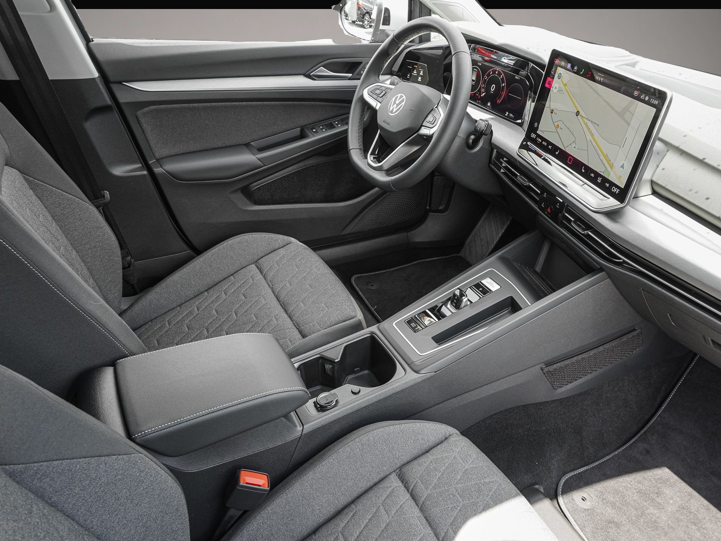 Volkswagen Golf (08/2025, )
