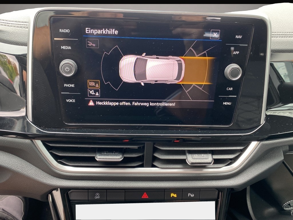 Volkswagen T-Roc (05/2025, Benzin)