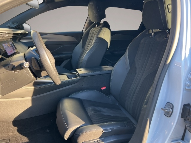 Peugeot 308 (02/2024, Benzin)