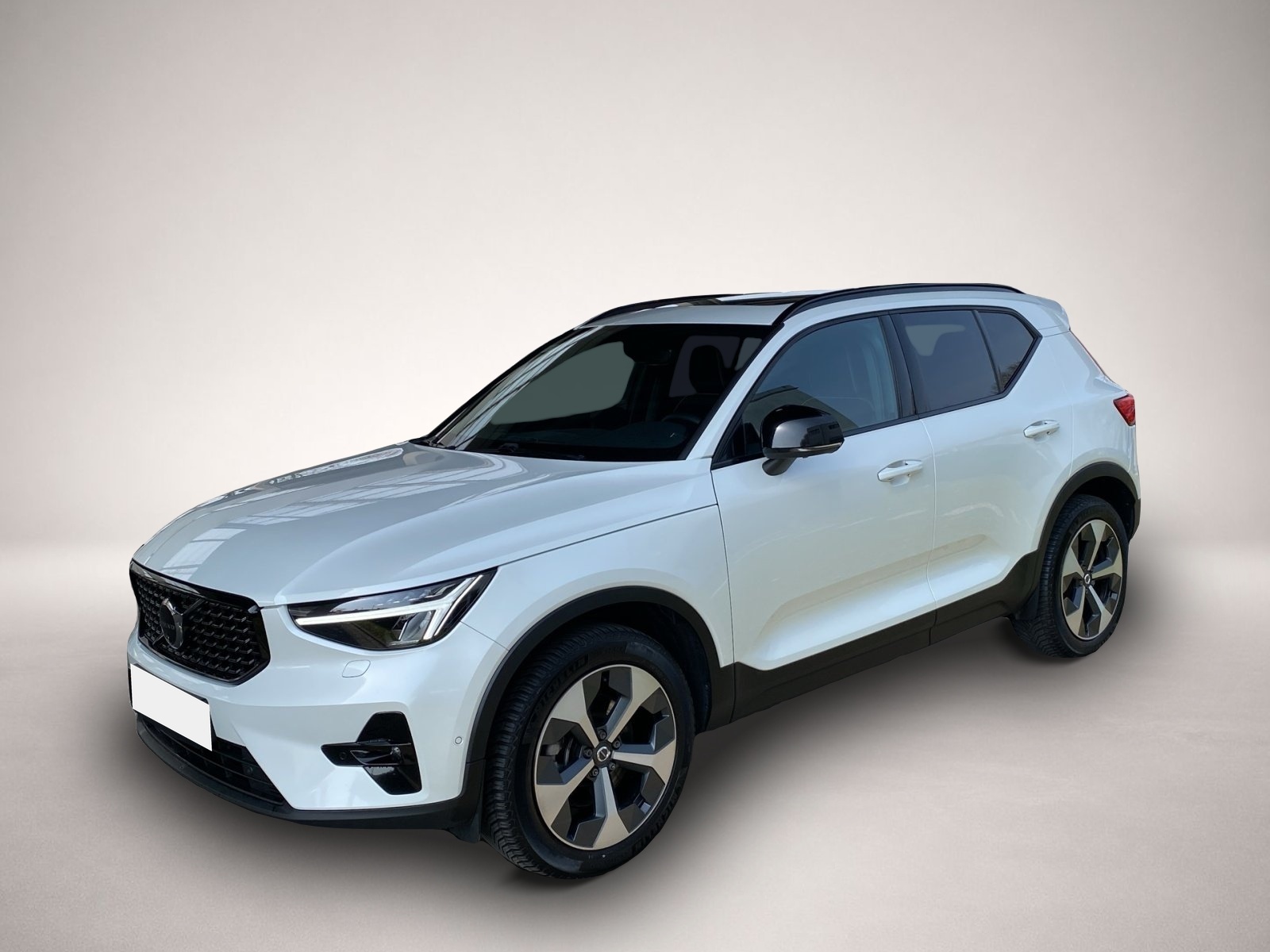 Volvo XC40 (12/2023, Benzin)