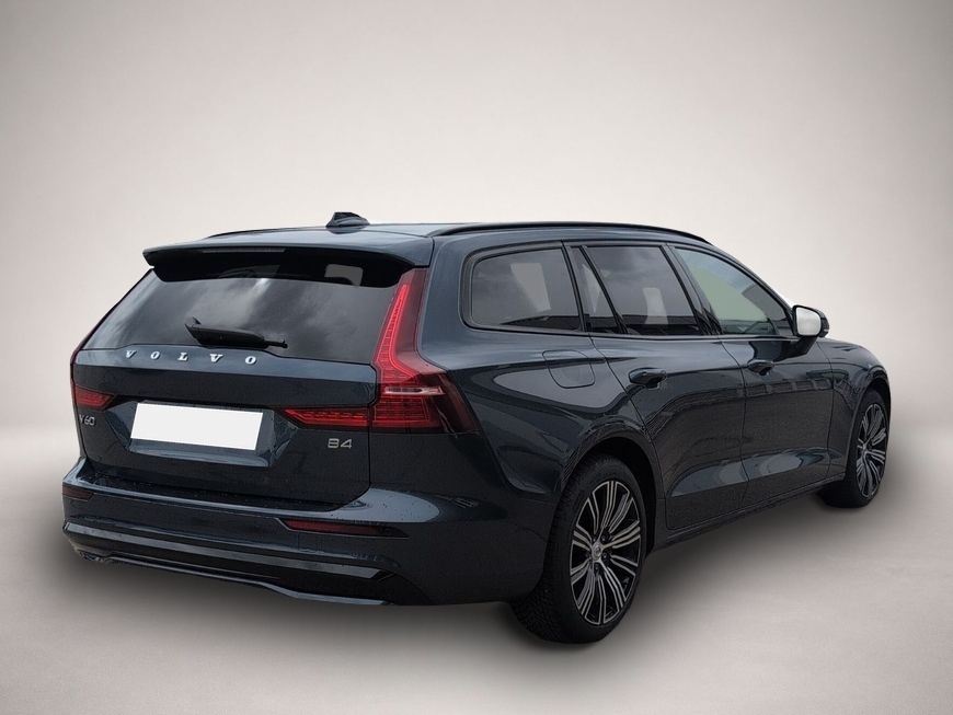 Volvo V60 (09/2025, Benzin)