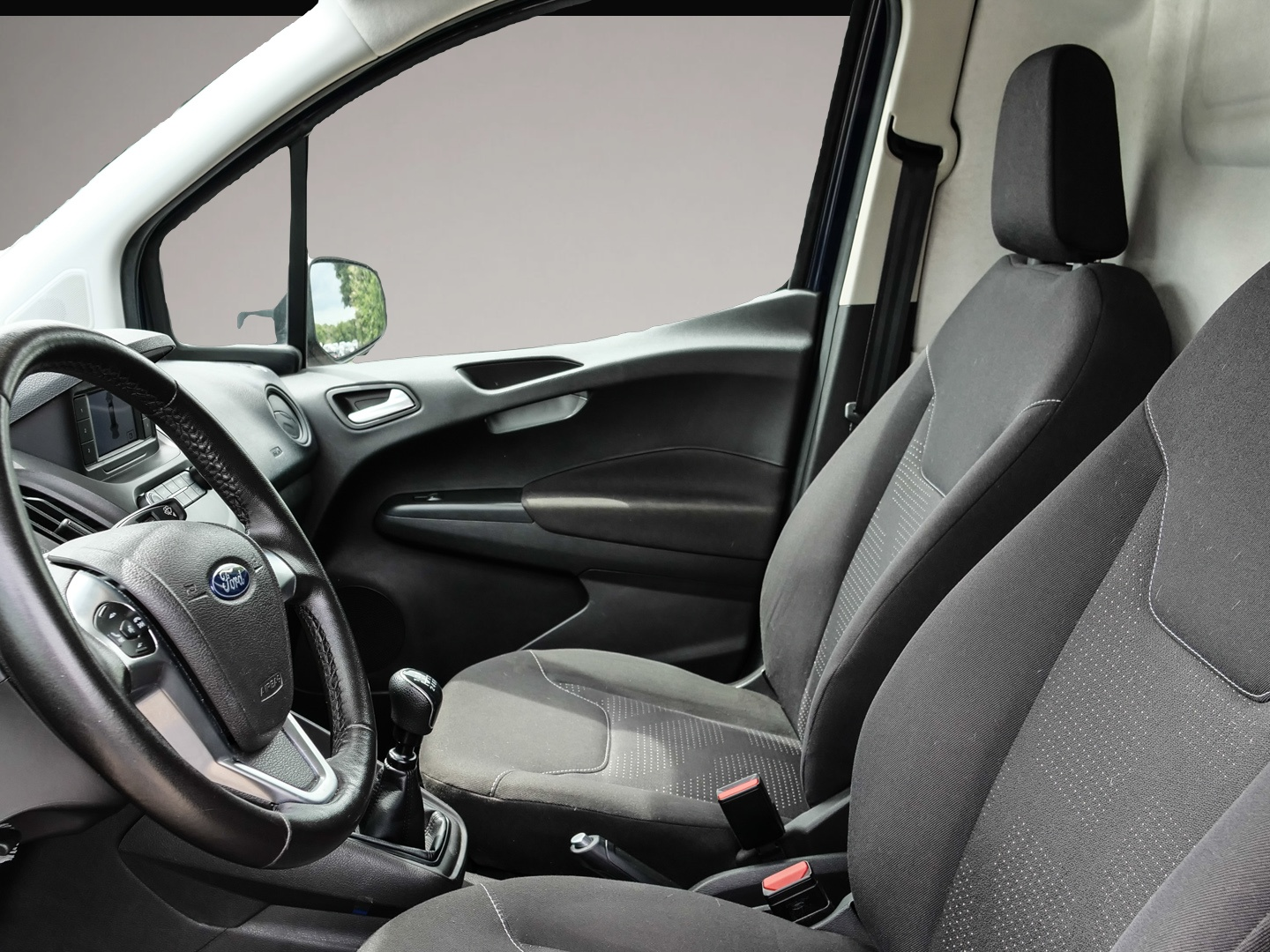 Ford Transit Courier (08/2020, Benzin)