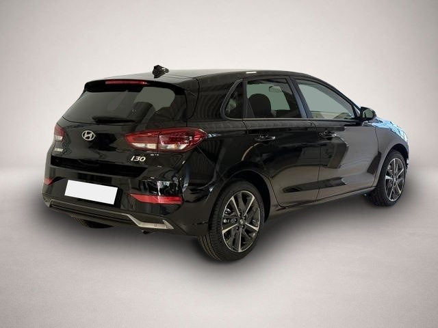 Hyundai i30 (11/2025, Benzin)