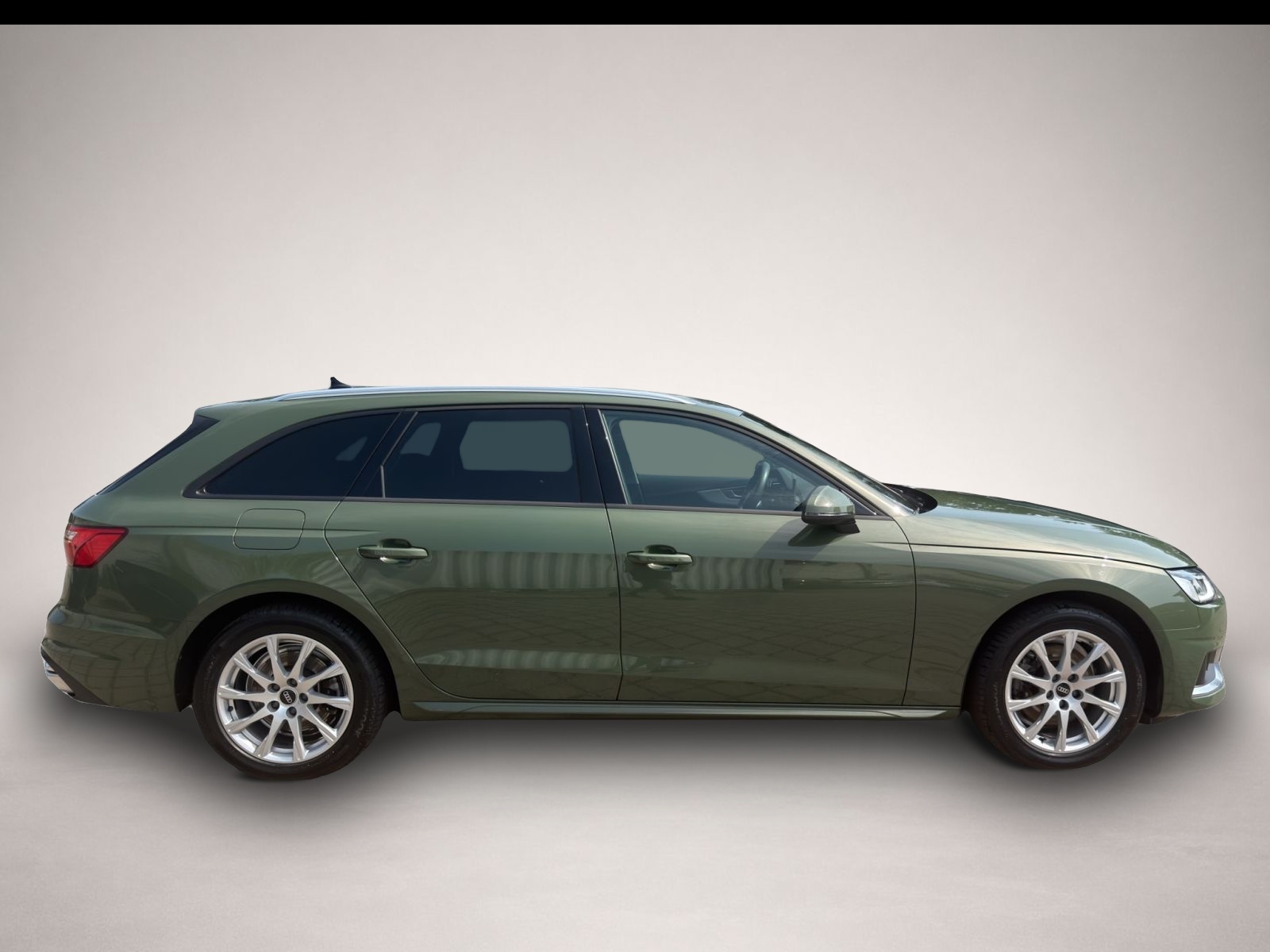 Audi A4 (06/2023, Diesel)