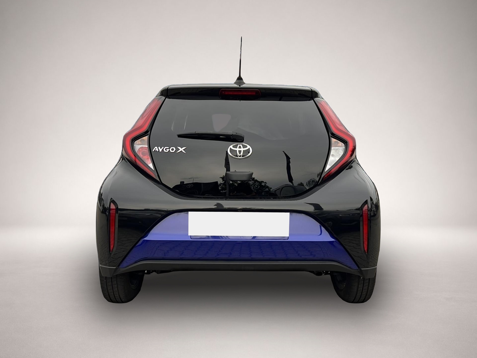 Toyota Aygo (X) (10/2024, Benzin)