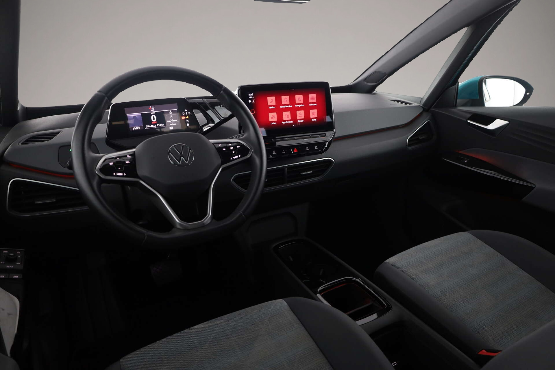 Volkswagen ID.3 (04/2023, ELECTRIC)