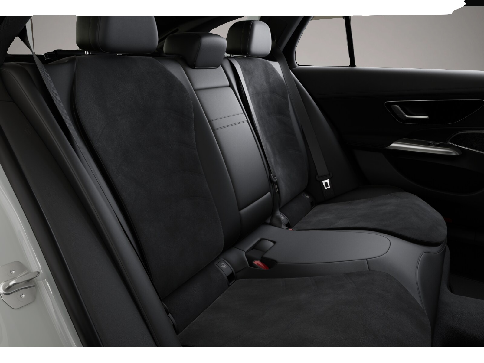 Mercedes-Benz E 300 (03/2025, Hybrid (Benzin/Elektro))