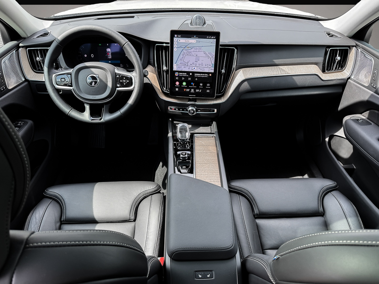 Volvo XC60 (06/2025, Hybrid (Benzin/Elektro))