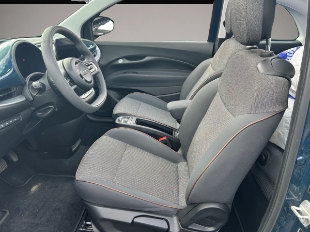 Fiat 500e (03/2023, ELECTRIC)