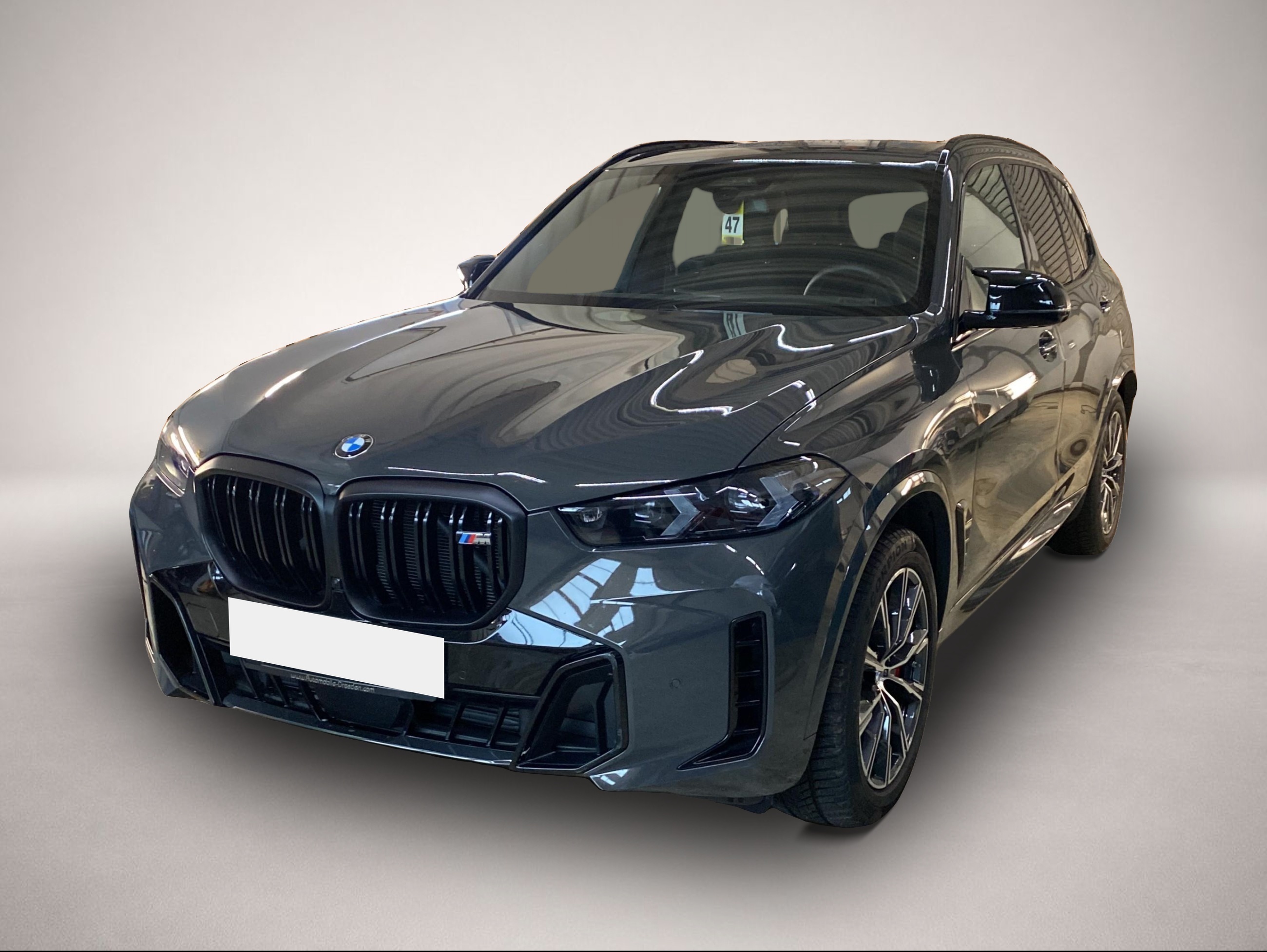 BMW X5 M60 (04/2025, Benzin)