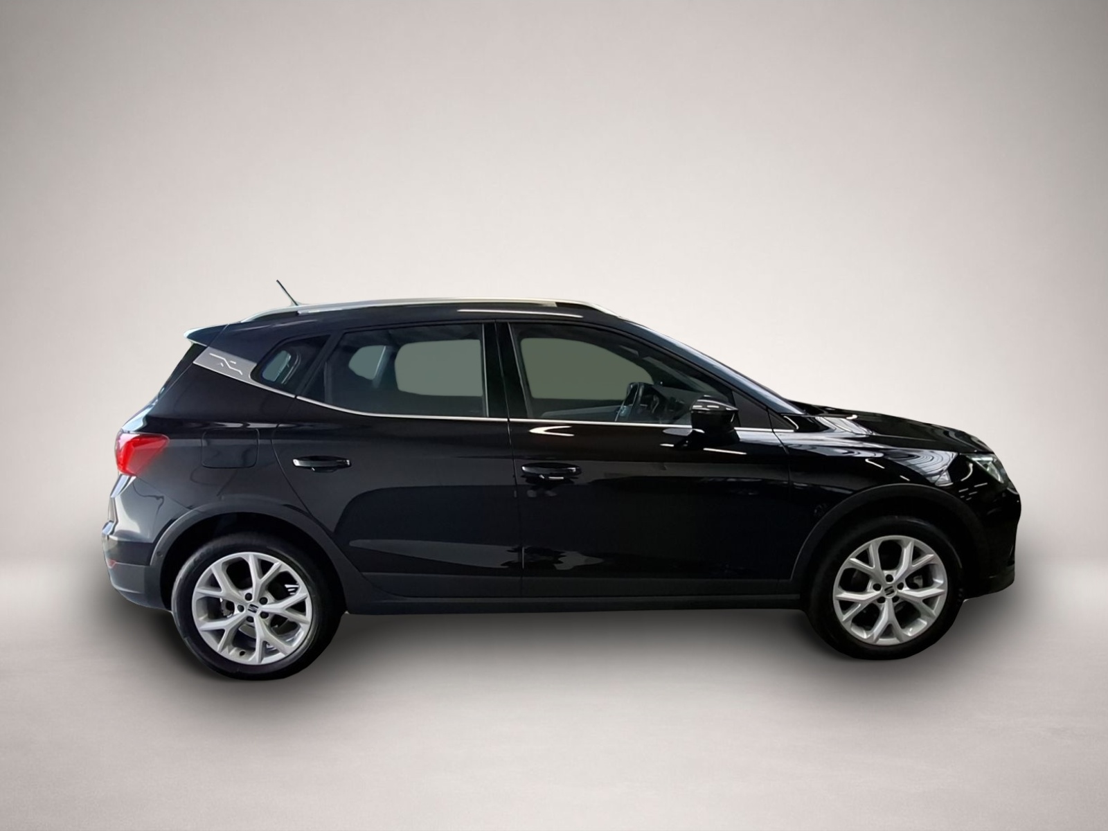 Seat Arona (02/2024, Benzin)