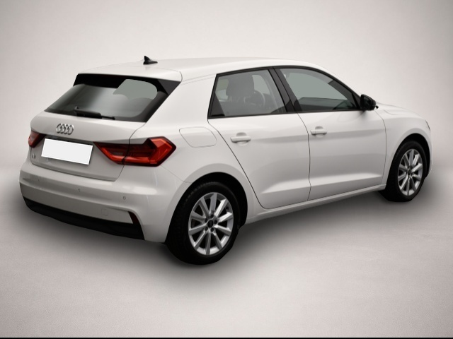 Audi A1 (11/2022, Benzin)