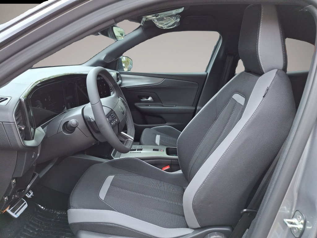 Opel Mokka (08/2026, Benzin)