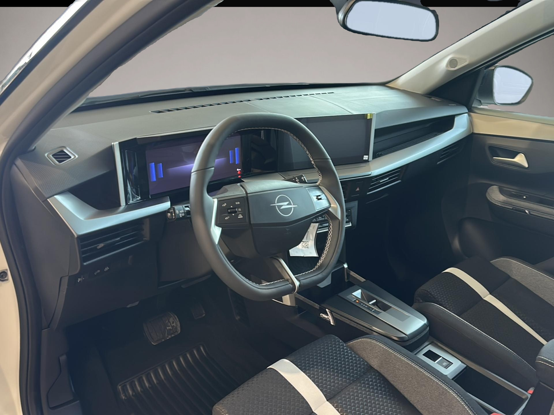 Opel Frontera (05/2026, Benzin)